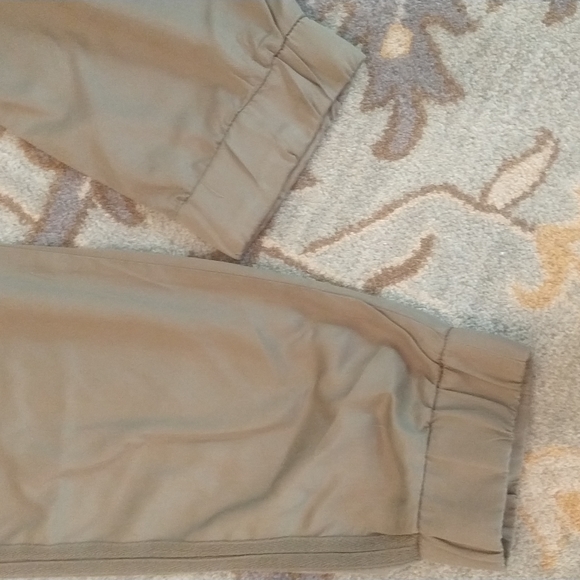 Northern Reflections Amanda Green army green joggers - Picture 2 of 7